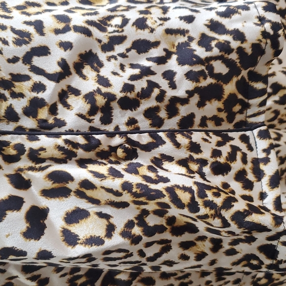 INC International Concepts Intimates Cheetah 🐆 Pajama Night ware - Picture 7 of 14